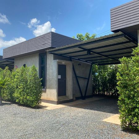 The Loft House Sakaeo Hotel Watthana Nakhon Luaran gambar