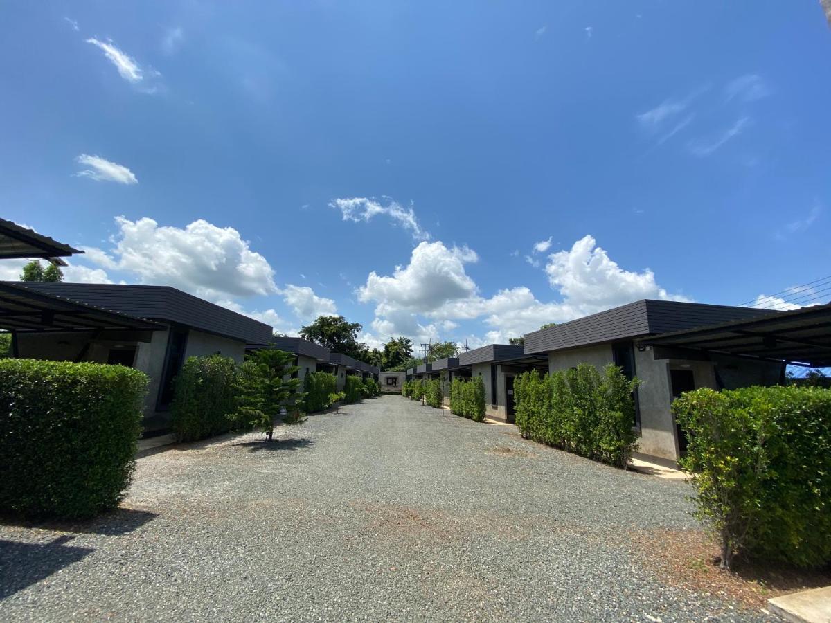 The Loft House Sakaeo Hotel Watthana Nakhon Luaran gambar