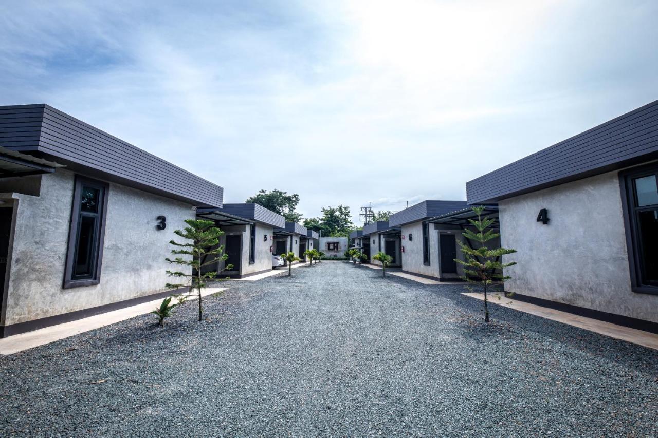 The Loft House Sakaeo Hotel Watthana Nakhon Luaran gambar